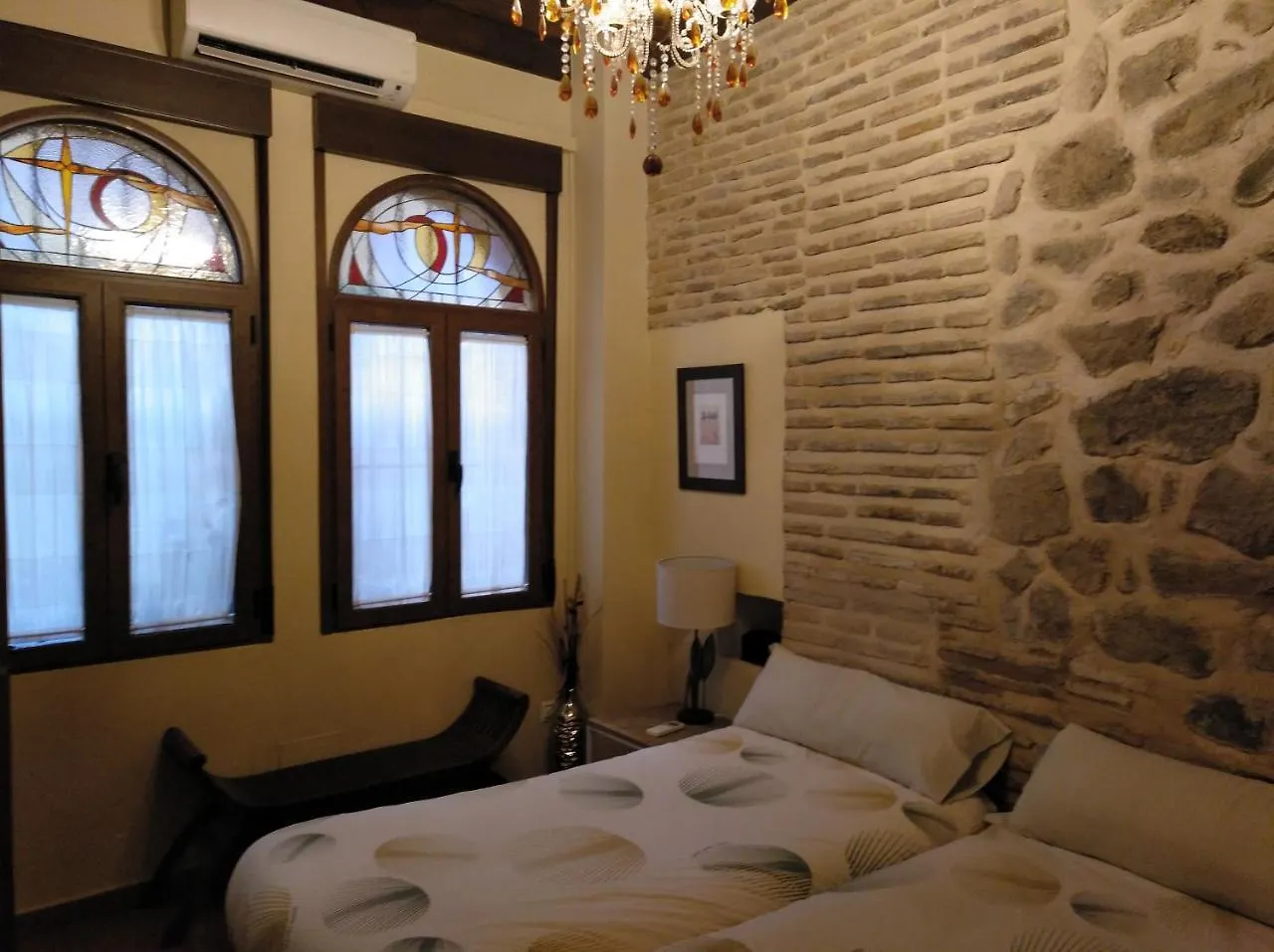 Apartamentos La Casa Del Grial Toledo 0*,  Spain