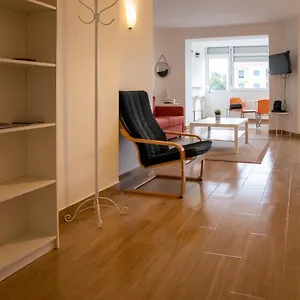 spacious-and-sunny-apartment-10-min-from-the-sea.hotels-lisbon-portugal.com/